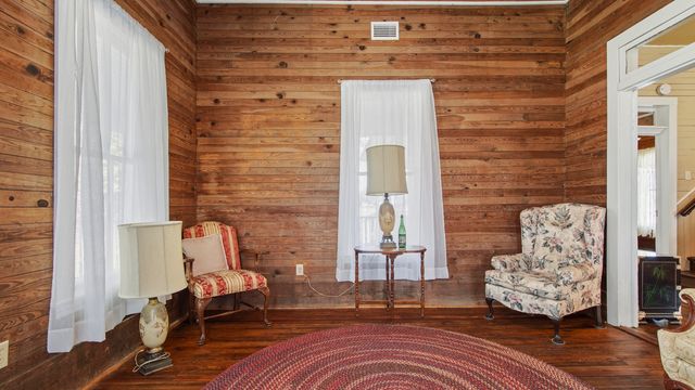 510 Railroad Avenue, Defuniak Springs, FL 32433