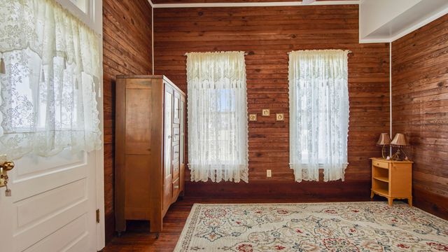 510 Railroad Avenue, Defuniak Springs, FL 32433