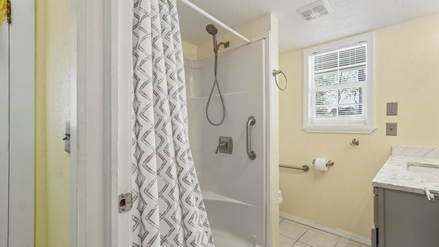 510 Railroad Avenue, Defuniak Springs, FL 32433