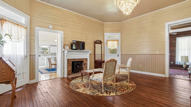 510 Railroad Avenue, Defuniak Springs, FL 32433