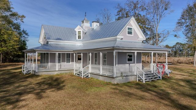 510 Railroad Avenue, Defuniak Springs, FL 32433