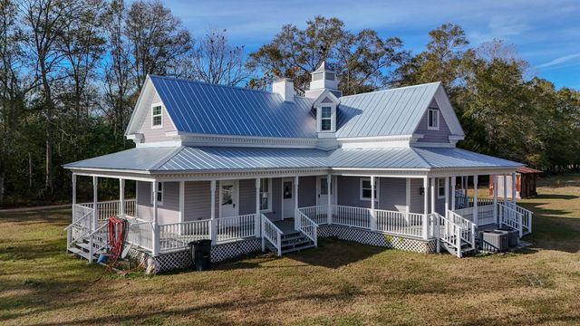 510 Railroad Avenue, Defuniak Springs, FL 32433