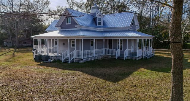 510 Railroad Avenue, Defuniak Springs, FL 32433