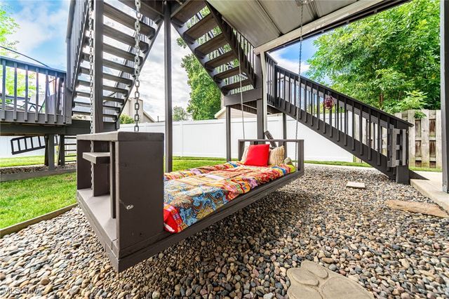 6873 Lake Road, Madison, OH 44057