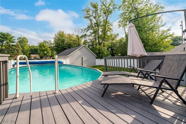 6873 Lake Road, Madison, OH 44057