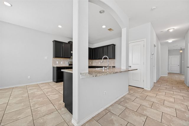 1326 Seagler Pond Lane, Houston, TX 77073