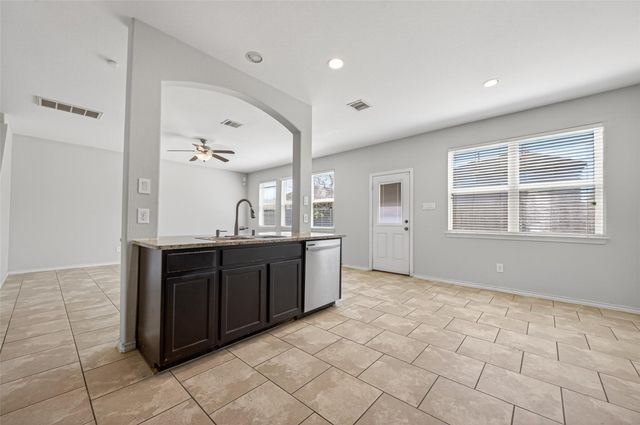 1326 Seagler Pond Lane, Houston, TX 77073