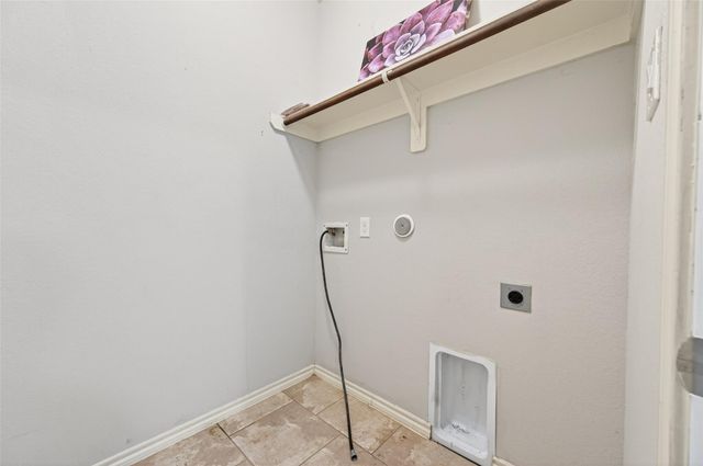 1326 Seagler Pond Lane, Houston, TX 77073