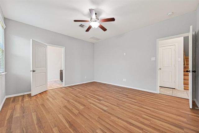 1326 Seagler Pond Lane, Houston, TX 77073