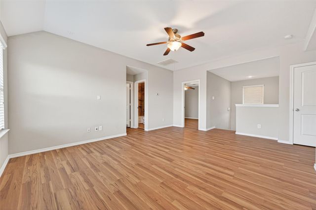 1326 Seagler Pond Lane, Houston, TX 77073