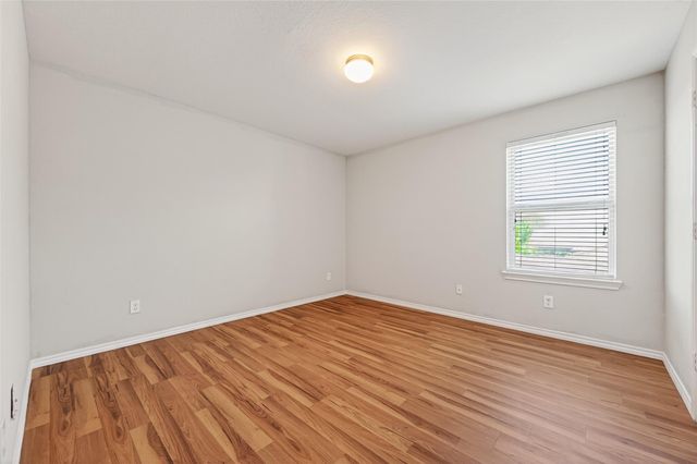 1326 Seagler Pond Lane, Houston, TX 77073