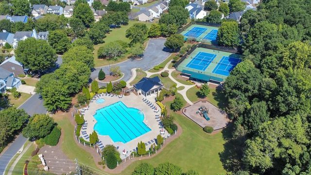 1051 Dunedin Trail, Woodstock, GA 30188