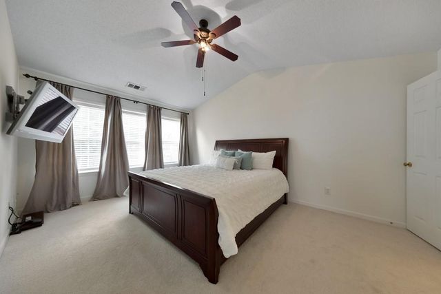 1051 Dunedin Trail, Woodstock, GA 30188