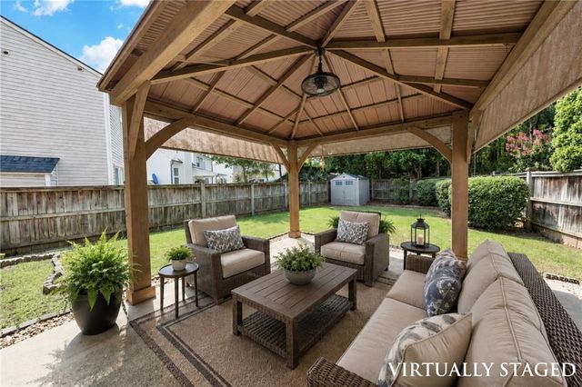 1051 Dunedin Trail, Woodstock, GA 30188