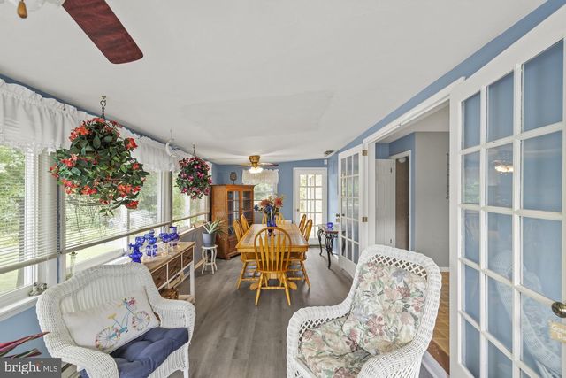 4851 BLUE HILL RD, Glenville, PA 17329
