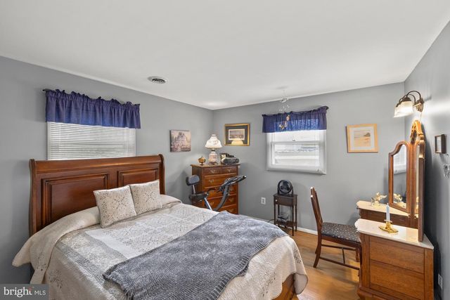 4851 BLUE HILL RD, Glenville, PA 17329