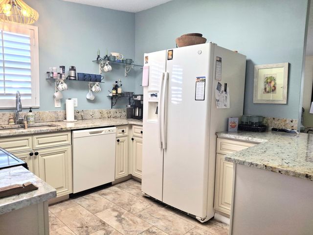 8478 Schefflera Court, Port St. Lucie, Port St Lucie, FL 34952