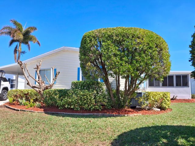 8478 Schefflera Court, Port St. Lucie, Port St Lucie, FL 34952