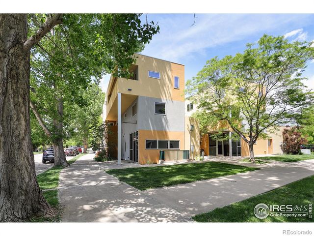 722 Tenacity Drive, Longmont, CO 80504