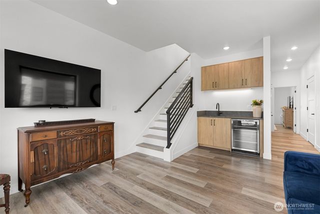 222 Skipping Stone Loop, Lynden, WA 98264