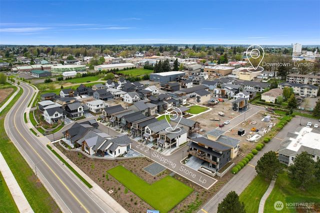 222 Skipping Stone Loop, Lynden, WA 98264