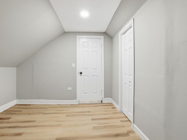 8011 S Dante Avenue, Chicago, IL 60619