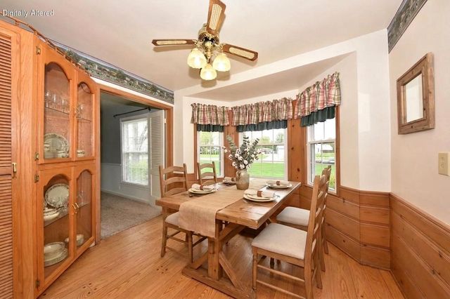 2073 Sumner STREET, Hartford, WI 53027