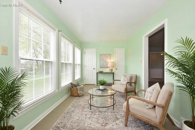 2073 Sumner STREET, Hartford, WI 53027