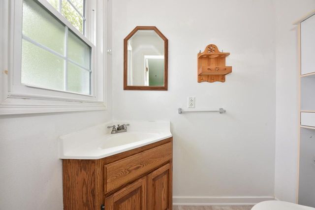 2073 Sumner STREET, Hartford, WI 53027