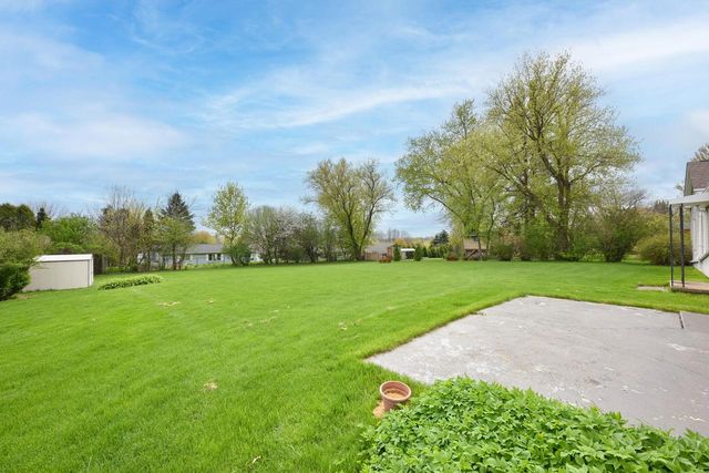 2073 Sumner STREET, Hartford, WI 53027