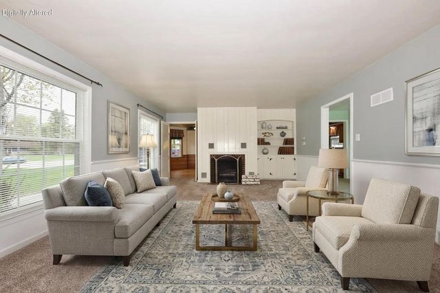 2073 Sumner STREET, Hartford, WI 53027