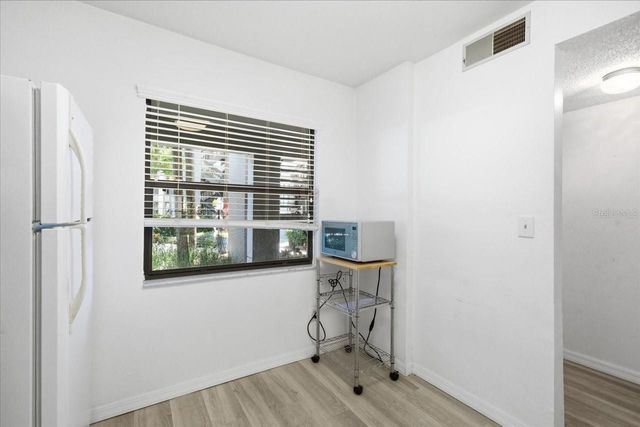 3399 MERMOOR DRIVE 101, Palm Harbor, FL 34685