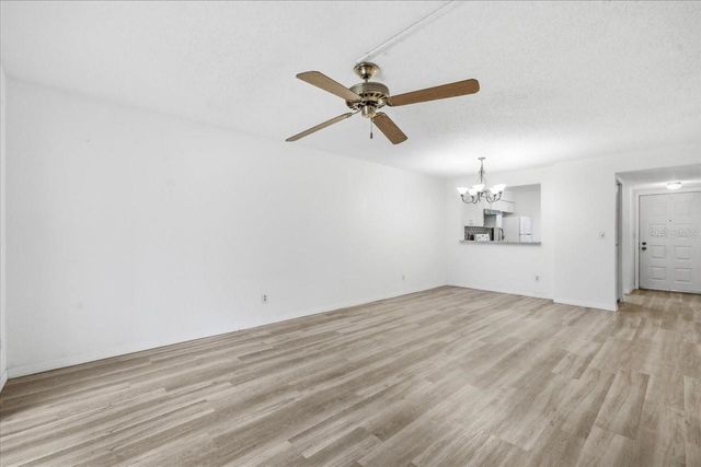 3399 MERMOOR DRIVE 101, Palm Harbor, FL 34685