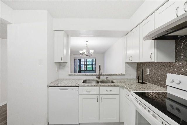 3399 MERMOOR DRIVE 101, Palm Harbor, FL 34685