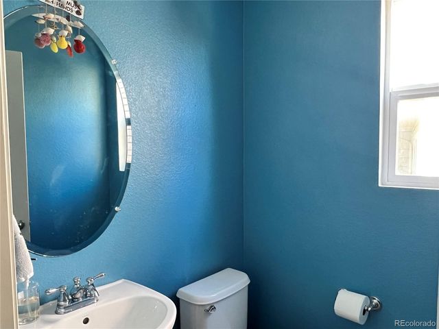 6335 S Nelson Way, Littleton, CO 80127