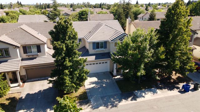 180 Mahonia Cir, Sacramento, CA 95835