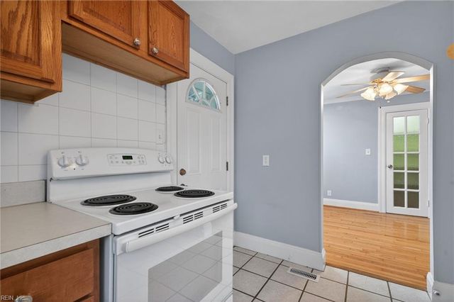 121 W Government AVE, Norfolk, VA 23503