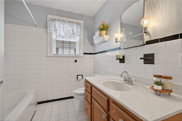 121 W Government AVE, Norfolk, VA 23503