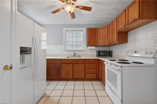 121 W Government AVE, Norfolk, VA 23503