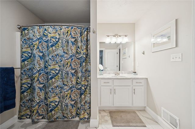 336 Village Court, Ligonier Boro, PA 15658