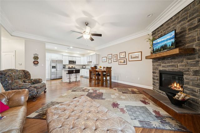 336 Village Court, Ligonier Boro, PA 15658