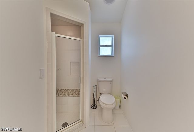 200 Topanga DR, Bonita Springs, FL 34134