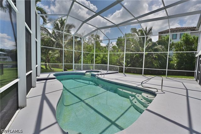 200 Topanga DR, Bonita Springs, FL 34134