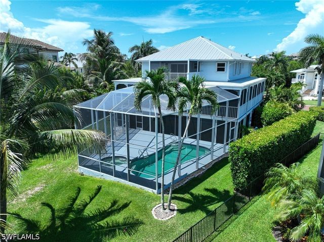 200 Topanga DR, Bonita Springs, FL 34134