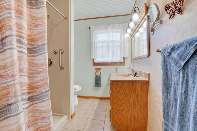 6 WASHINGTON RD, New Freedom, PA 17349