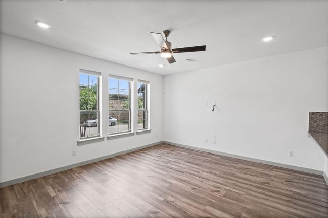 313 Mcconathy Way, Flower Mound, TX 75028