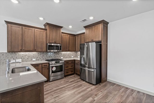 313 Mcconathy Way, Flower Mound, TX 75028