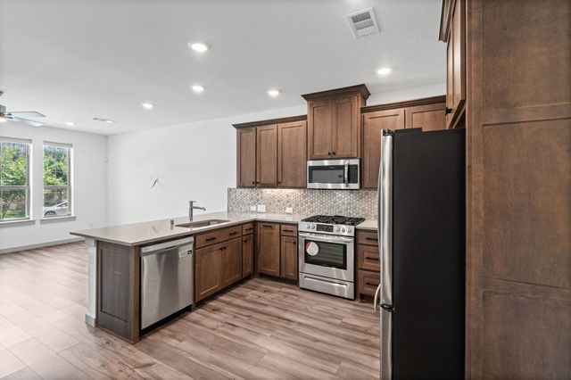 313 Mcconathy Way, Flower Mound, TX 75028