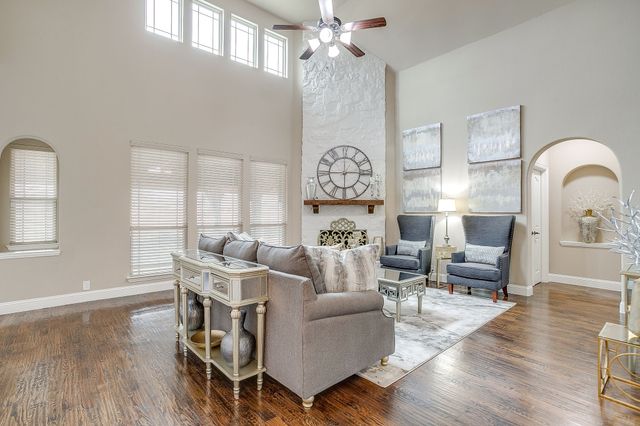 4318 Gleneagles Drive, Mansfield, TX 76063