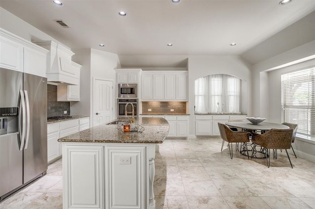 4318 Gleneagles Drive, Mansfield, TX 76063